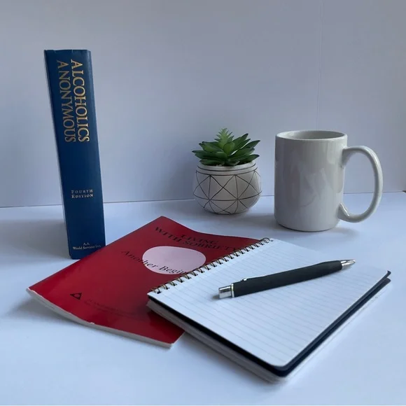 AA Premium Hardcover Big Book 4th Ed BLUE + Living with Sobriety Al-Anon Bundle - Picture 7 of 8